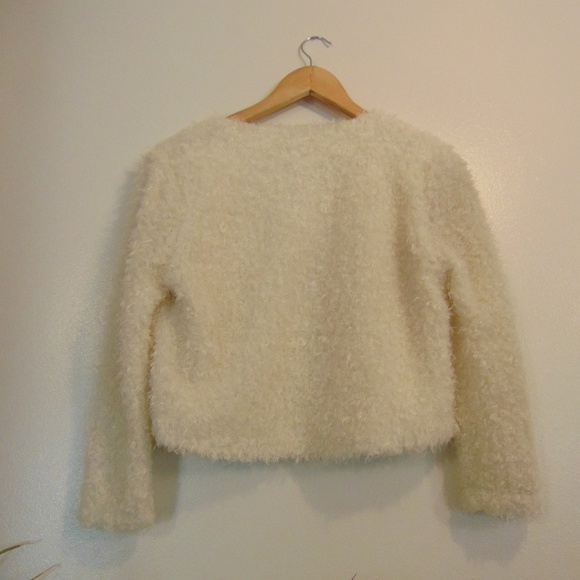 FOREVER 21 Fuzzy White Jacket - Picture 6 of 6